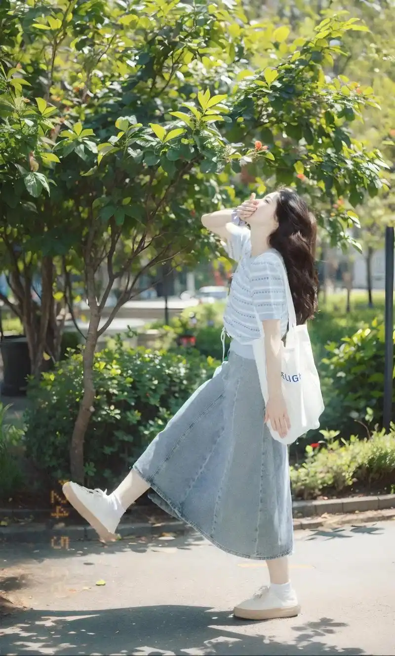 简单清爽的夏季穿搭，不费力也很美，夏季穿搭，简单清爽